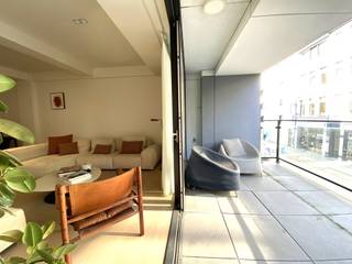 This apartment of approximately 87 m² is situated in the “Something South” residence, a truly prime location. Verlatstraat is situated between...