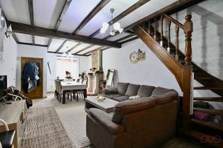 Deze gezellige en licht op te frissen stadswoning is gelegen in het hartje van Sint-Truiden, op wandelafstand van alle voorzieningen zoals...