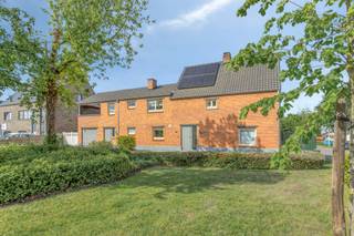 [[ DIT PAND NEEMT DEEL AAN DE ERA OPEN HUIZEN DAG OP 13/6 VAN 13:00 TOT 14:00 ]]Beringen: volledig gerenoveerd gelijkvloers appartement met tuin,...