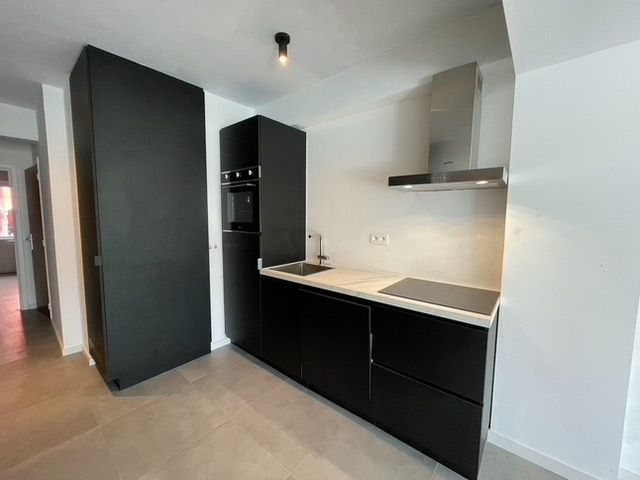 Appartement non meublé avec deux chambres. À l'arrière de la Promenade des Planches. - photo 5