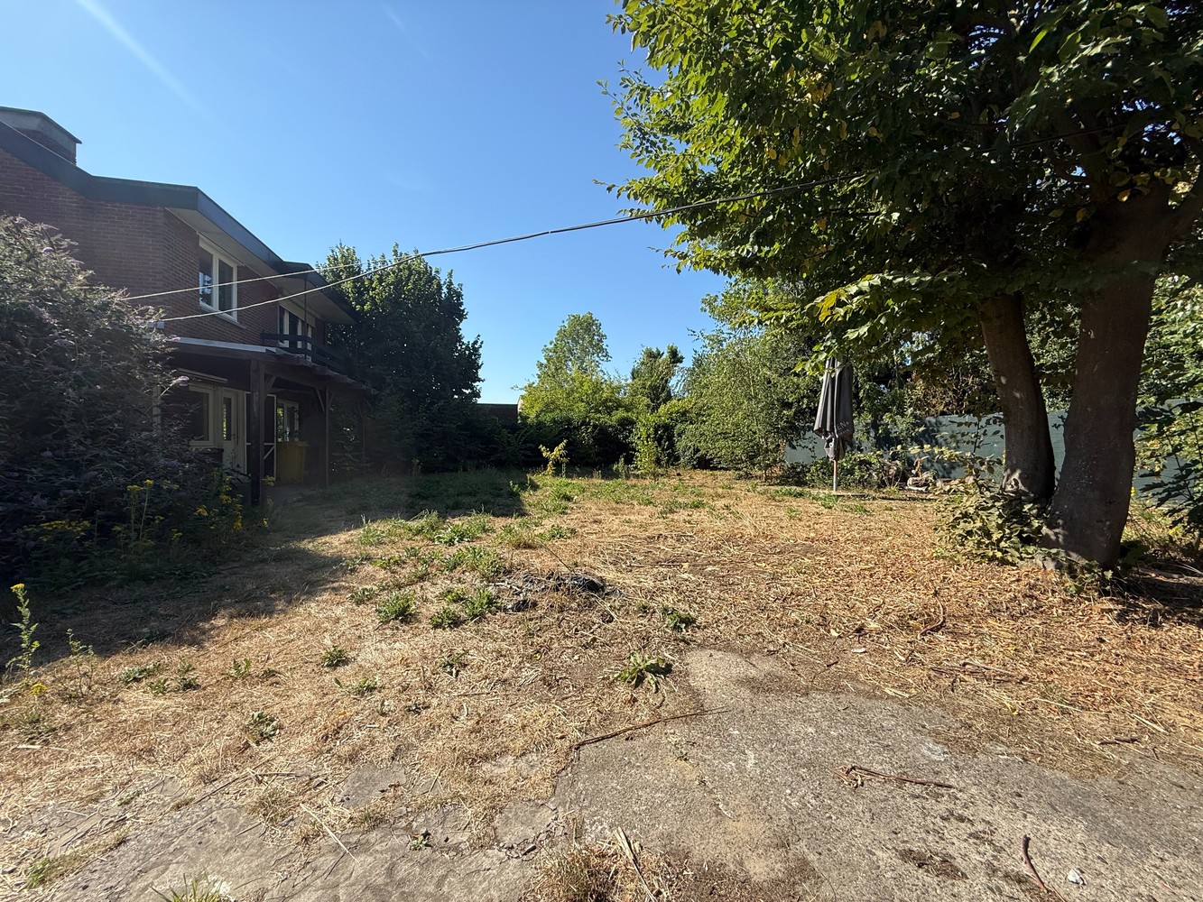 Halfopen bebouwing met 4 slaapkamers, garage en zonnige tuin - foto 5