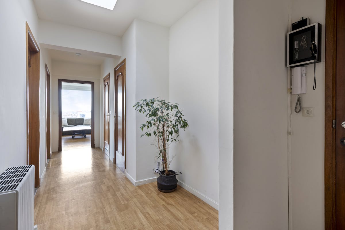 Appartement d'angle lumineux avec 2 chambres - photo 2