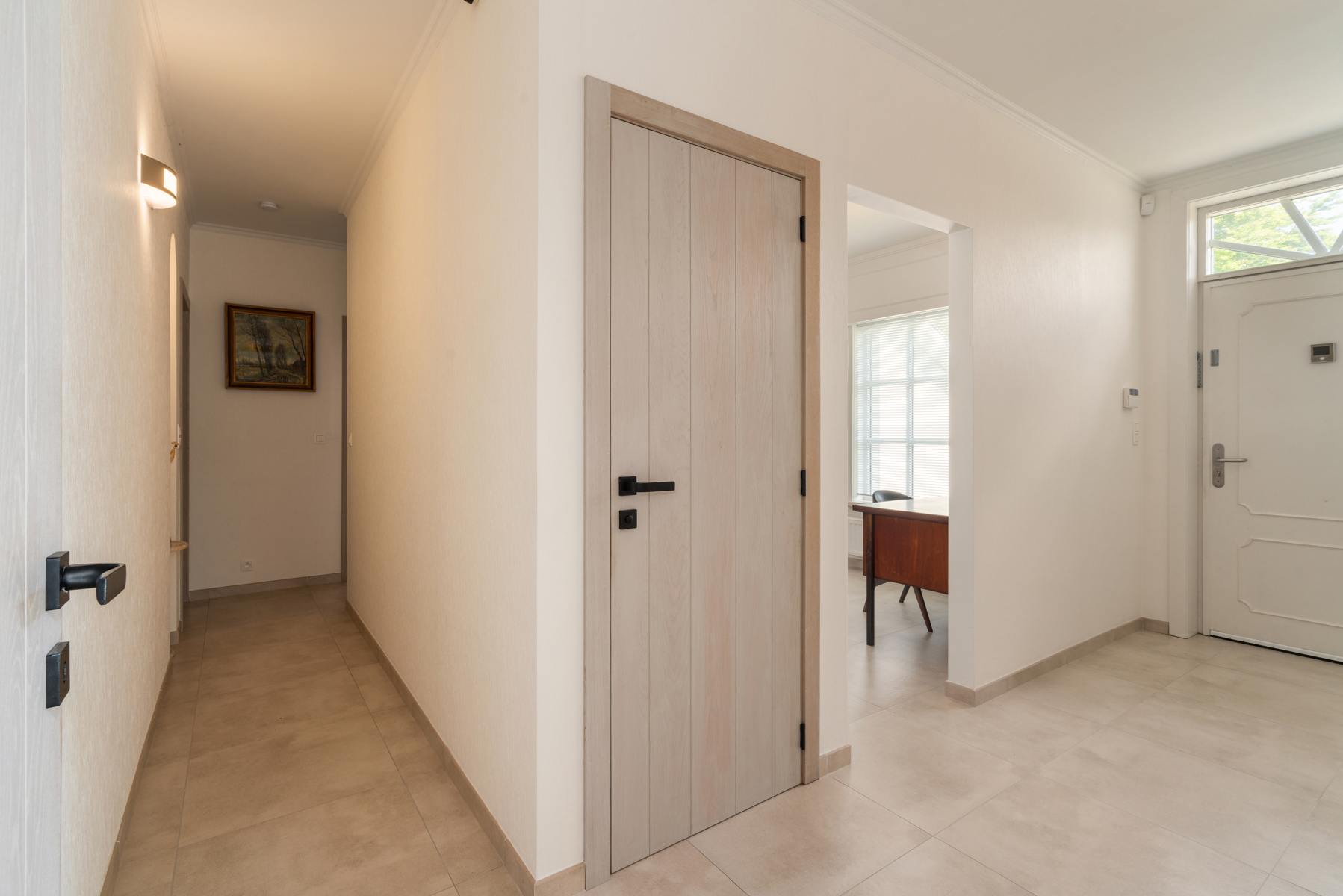 Rustig én centraal gelegen gerenoveerde villa met zongerichte tuin - foto 3