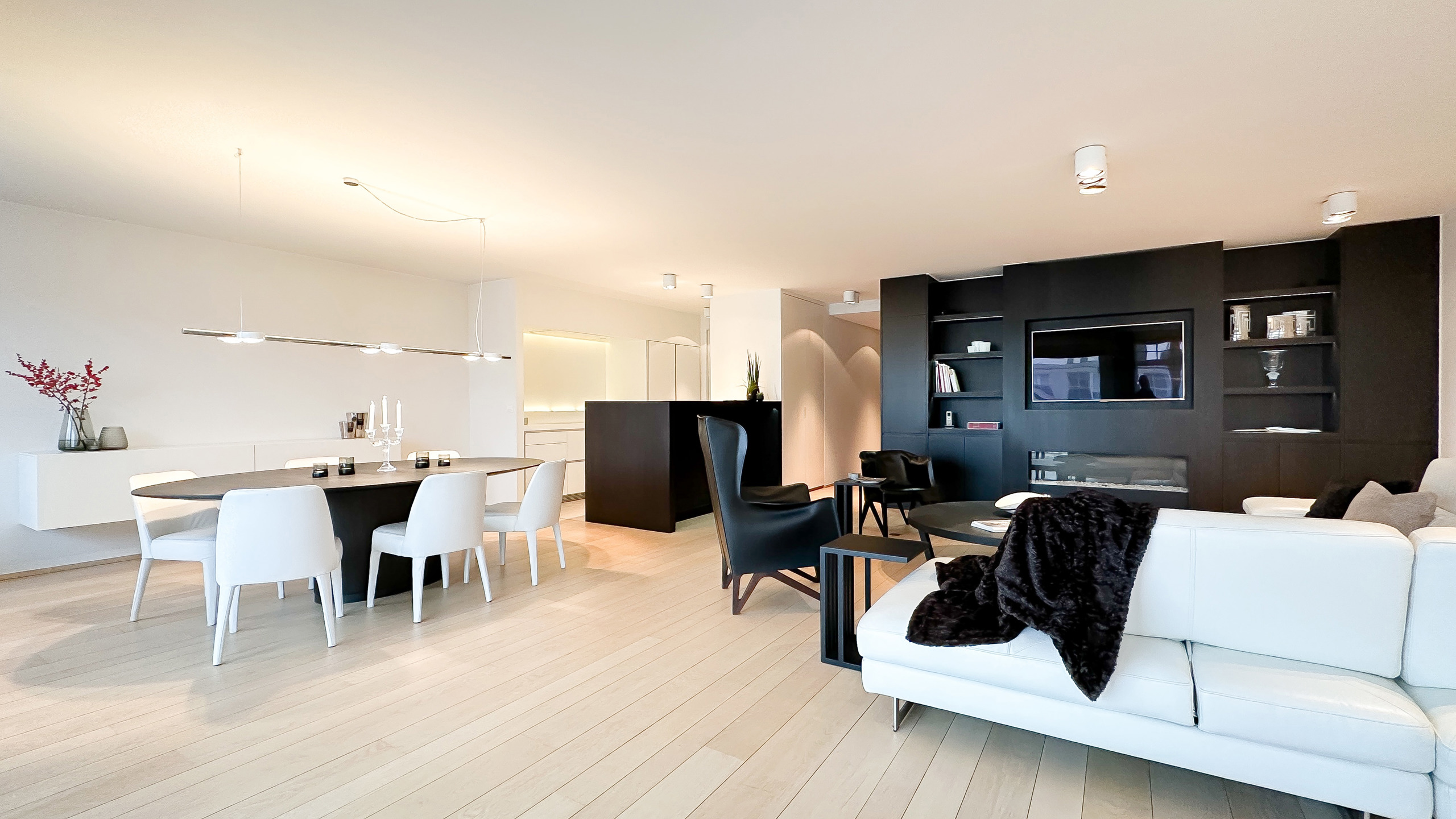 Uitzonderlijk appartement in de iconische residentie Carlton - foto 4