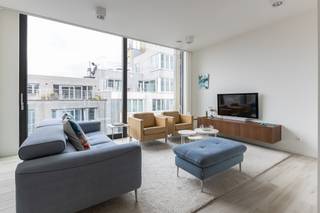 [[ DIT PAND NEEMT DEEL AAN DE ERA OPEN HUIZEN DAG OP 6/12 VAN 14:30 TOT 15:30 ]]Blankenberge: Recent (2018) penthouse met zijdelings zeezicht en...