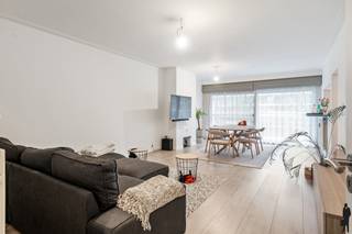 Prachtig appartement met twee slaapkamersInstapklaar appartement van ca. 96 m² op de derde verdieping in één van de mooiste lanen van Deurne. Het...