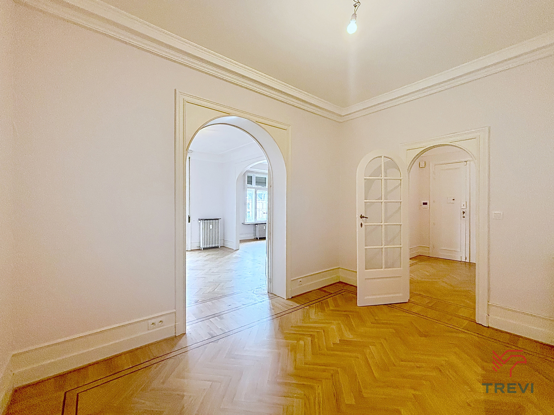 Mooi appartement met 2 slaapkamers + 2 kelders + garagebox  - foto 5