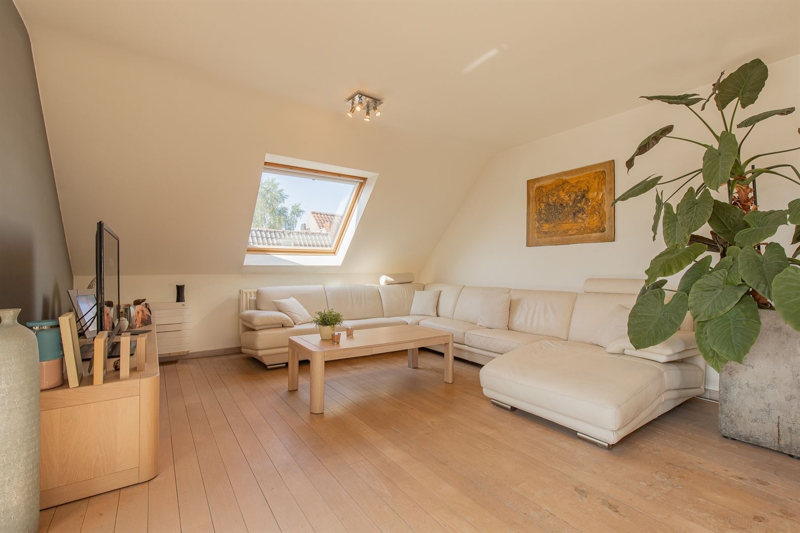 Instapklaar dakappartement met terras en EPC-label A in Beveren - foto 4
