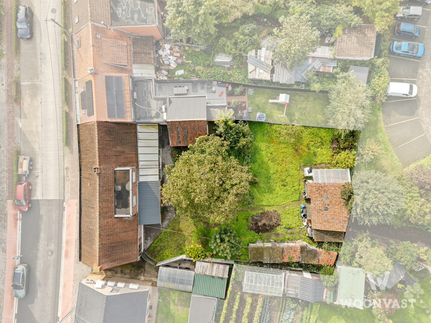 Ruime renovatiewoning met potentieel op perceel van 644m². - foto 4