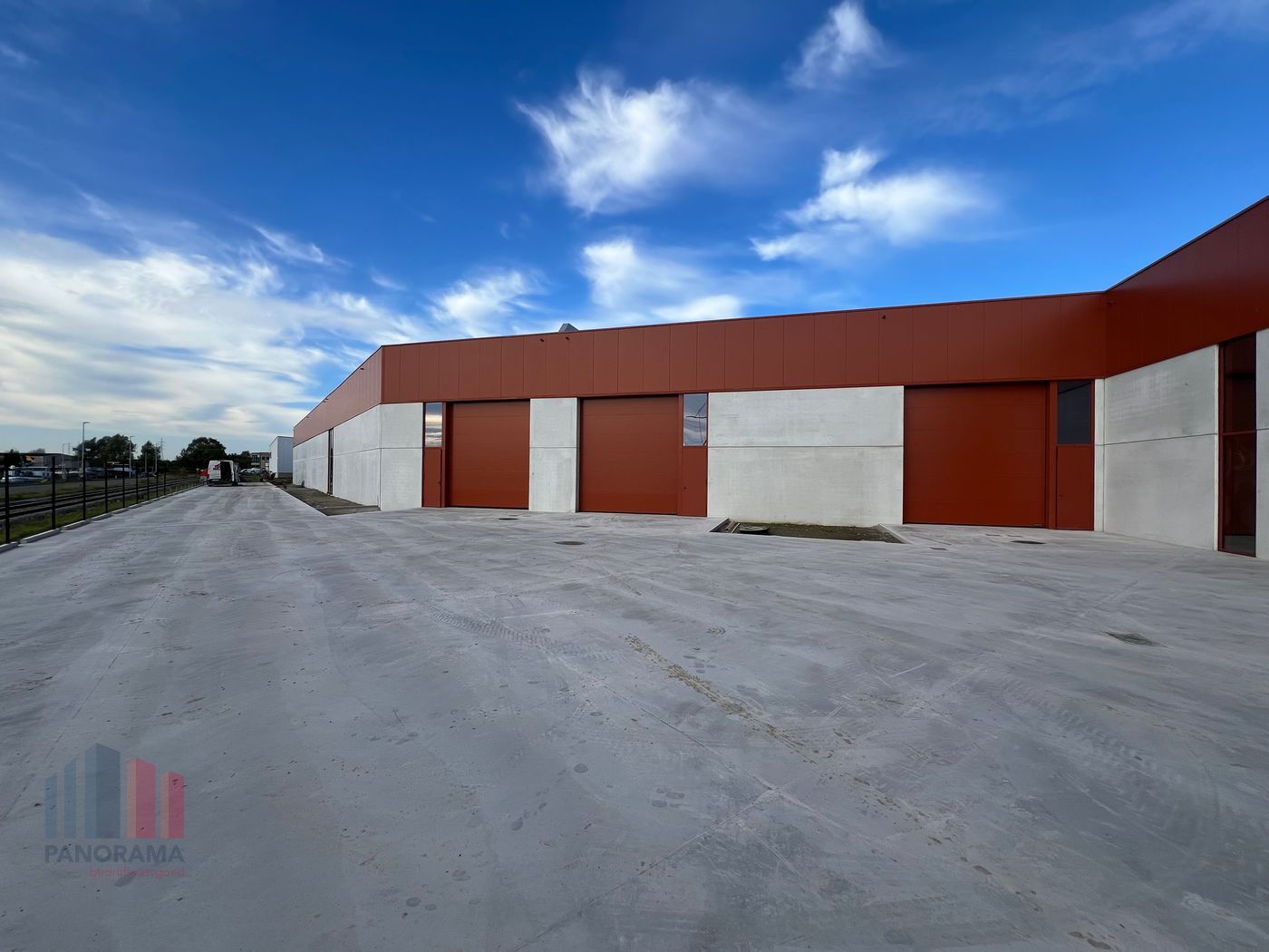 218 m² nieuwbouw KMO-unit op 2 km van de R4 - foto 1