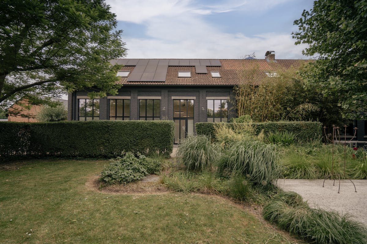 Villa unique à vendre à Wetteren avec espace de pratique et loft - photo 5