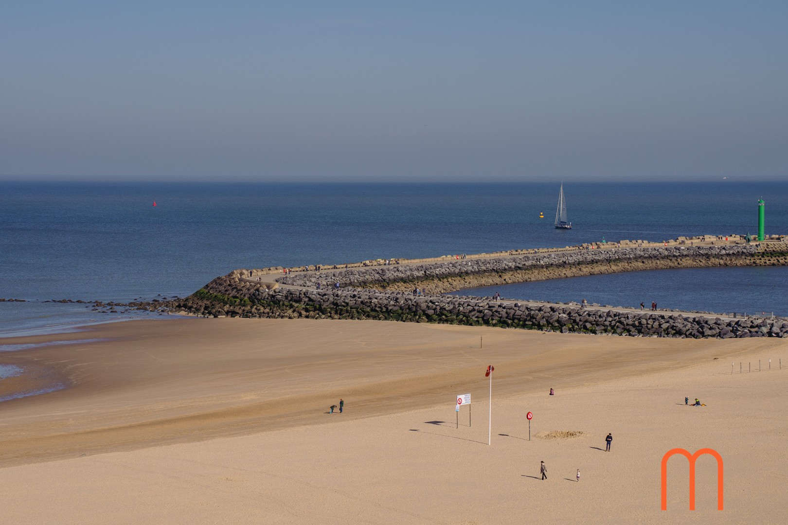 Penthouse de luxe à vendre à Ostende avec vue latérale sur la mer et grande terrasse - photo 1