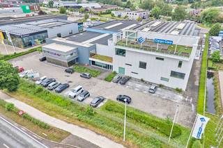 Commercial à vendre à Genk