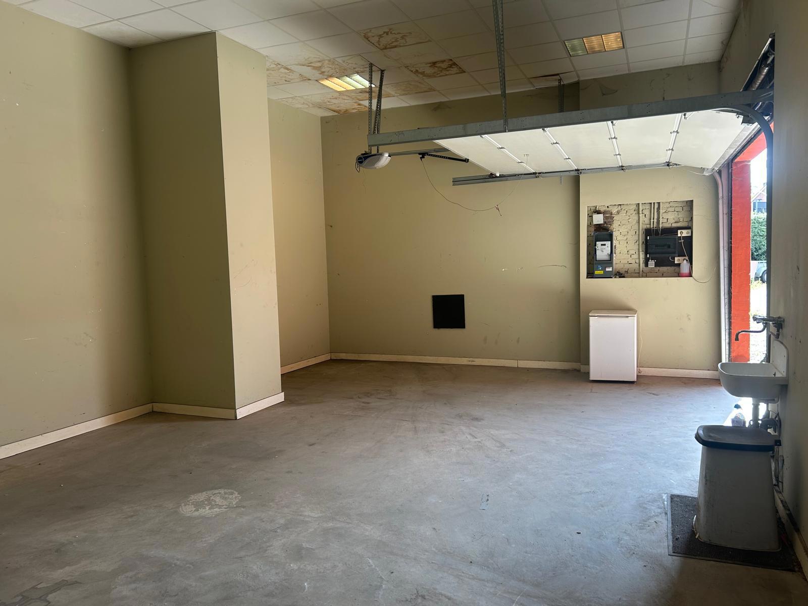 Commercial for rent in Brasschaat