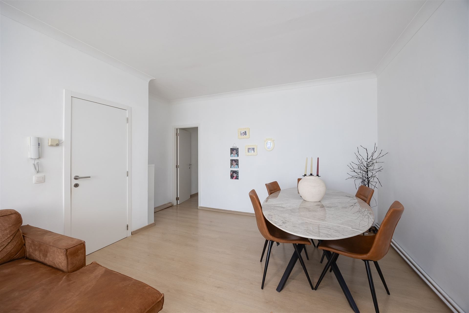 Instapklaar Appartement met 2 SLPKS nabij Centrum Antwerpen - foto 3