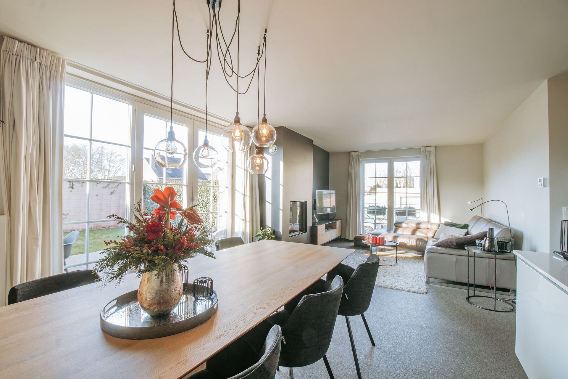 Instapklaar gelijkvloersappartement met tuin en garagebox - foto 4
