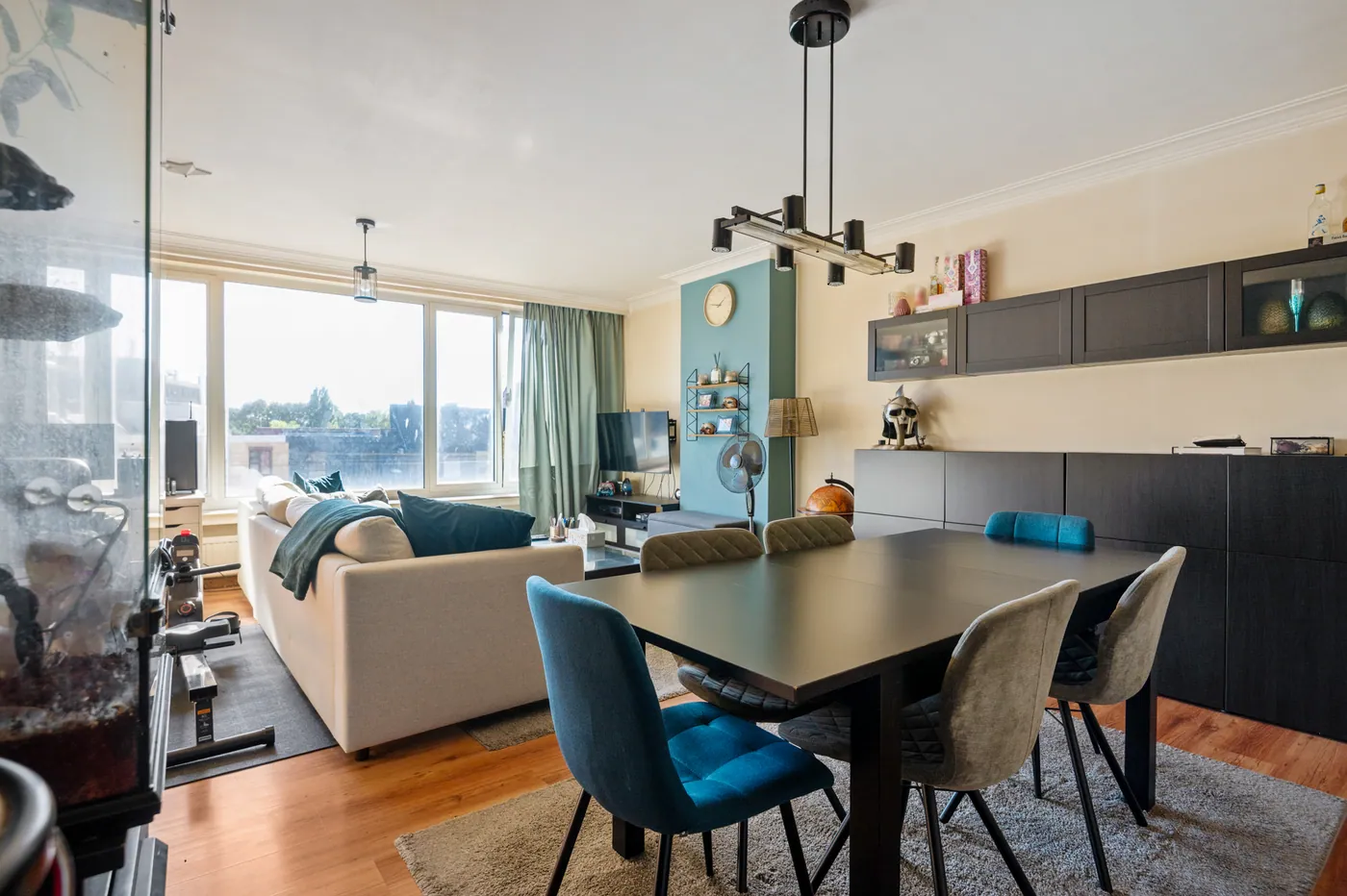 Lichtrijk appartement met 2 slaapkamers en terras op gunstige locatie! - foto 4
