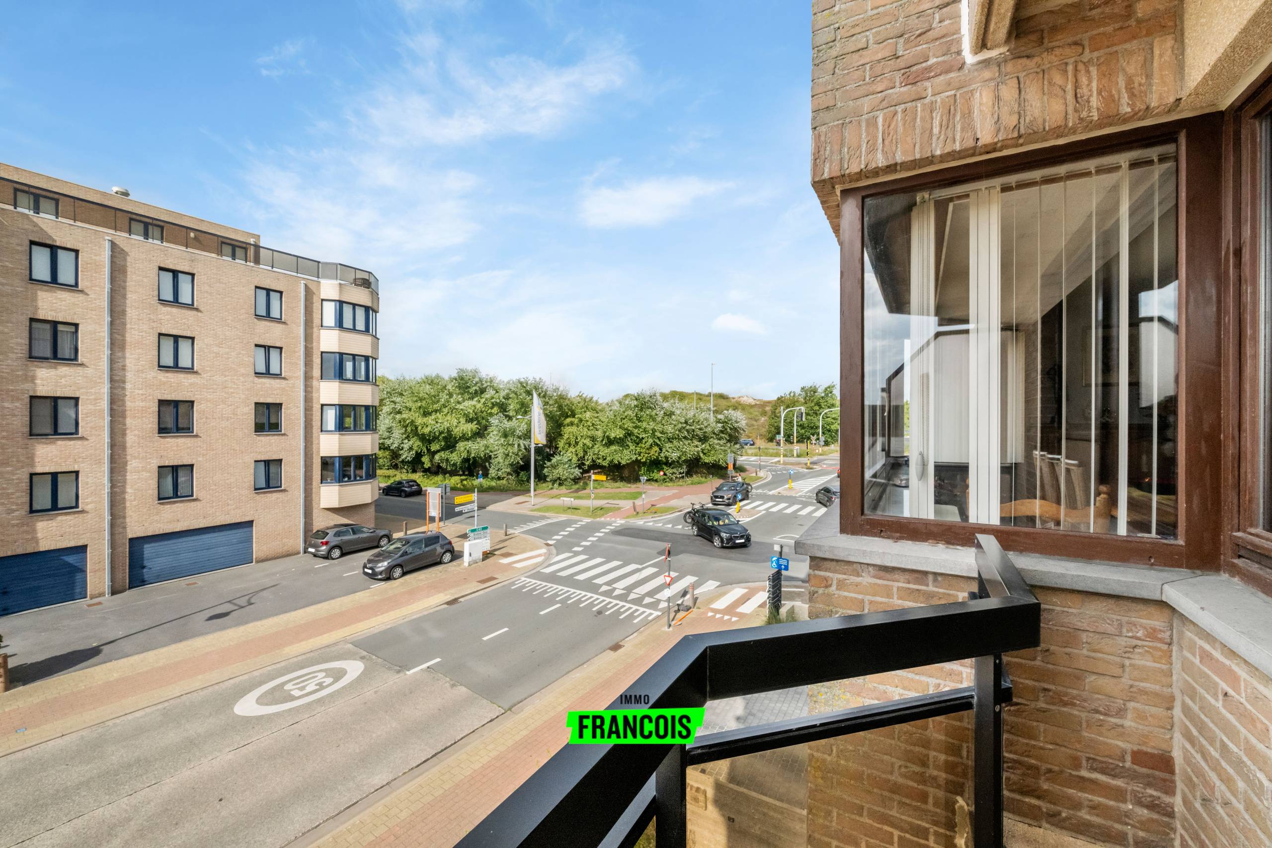 Instapklaar appartement aan de duinengordel te Bredene-aan-Zee. - foto 3