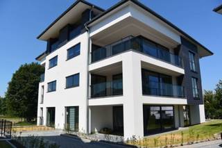 Appartement meublé - chaleureux et lumineuxCe magnifique appartement de 2 chambres, vous séduira par sa luminosité et son confort.Situé Drève de...