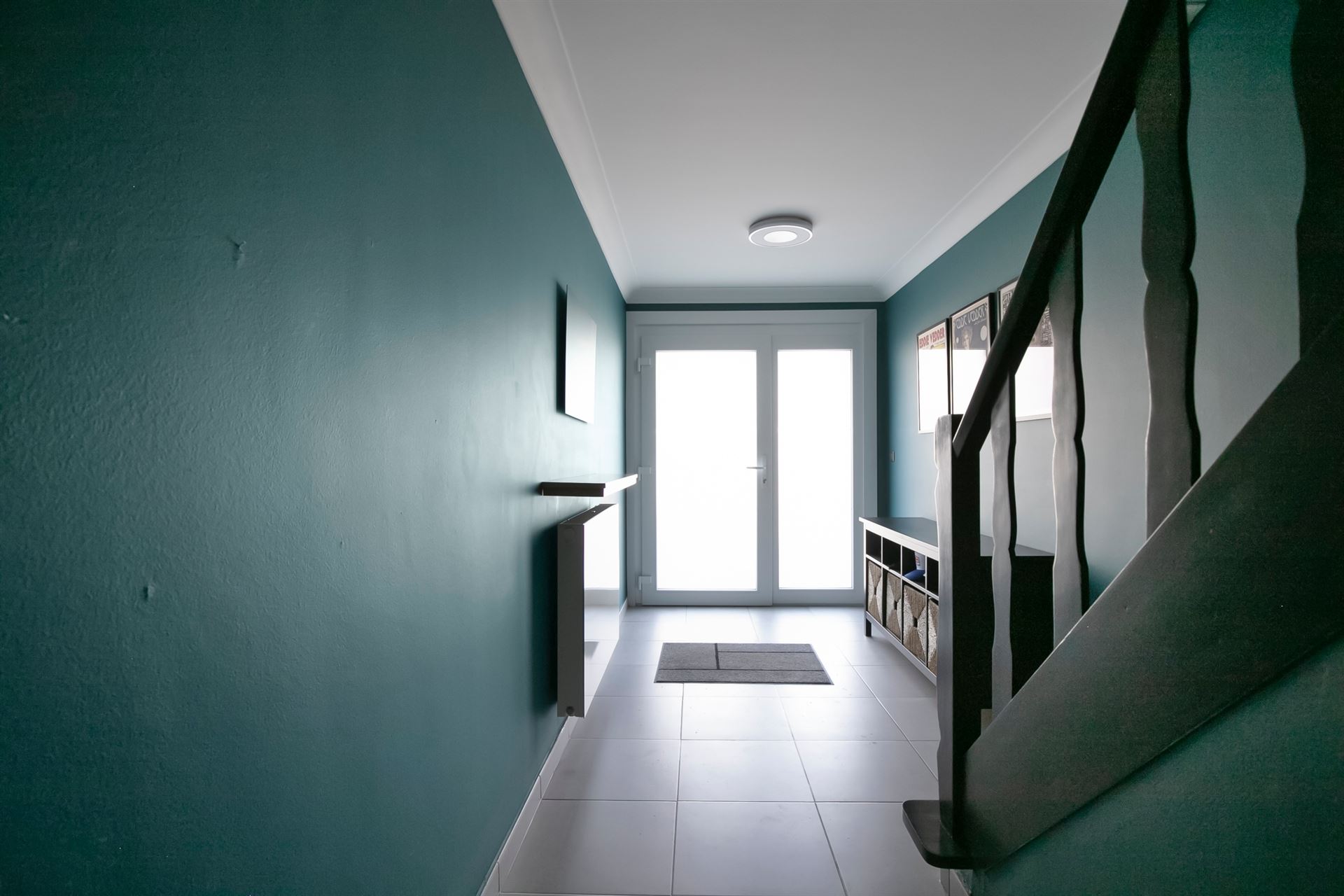 Ruime bel-etagewoning met 3 slpk's, garage en prachtige tuin! - foto 3