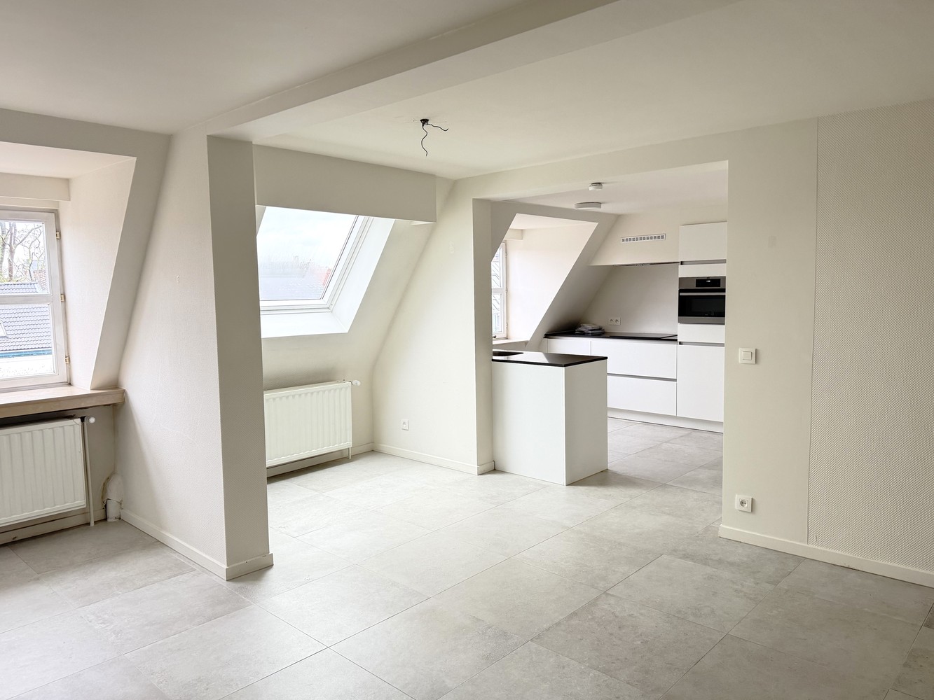 Aangenaam dakappartement met 2 slaapkamers in hartje Lier! - foto 2