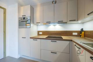 Dit energiezuinige 1-slaapkamerappartement in het hart van Rotselaar biedt een uitstekende mix van comfort en functionaliteit.Bij binnenkomst word je...