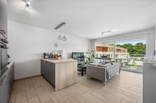 Geniet van een hedendaags appartement in het hart van Tervuren, met zicht op het groen én de zekerheid van een onmiddellijk rendement. Dit...