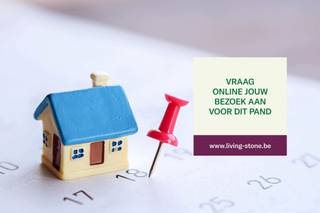 Bekijk het virtueel bezoek via www.living-stone.be en plan jouw bezoek in.Gelegen op de 1ste verdieping te bereiken per trap.Dit stijlvolle...