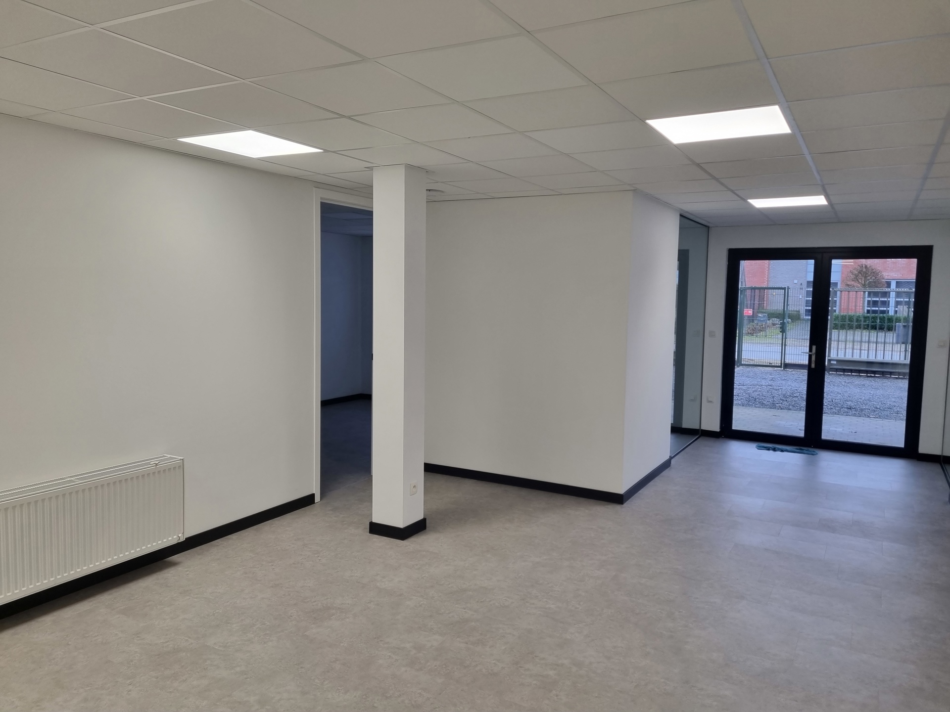 TE HUUR: multifunctionele werkruimte in Meeuwen - foto 4