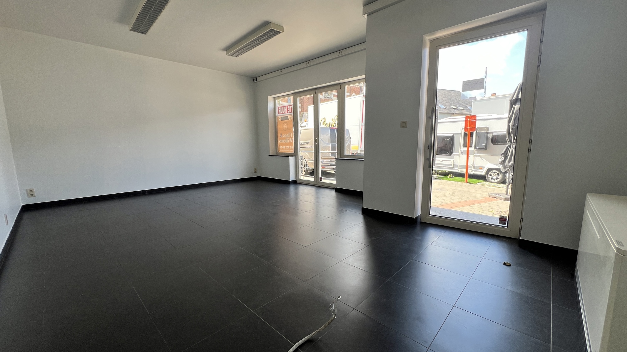 Commercial à louer à Pajottegem - photo 1