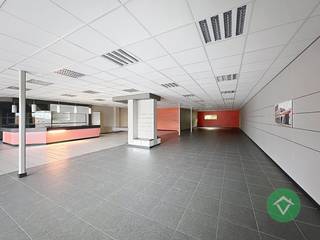 Commercial à louer à Gistel