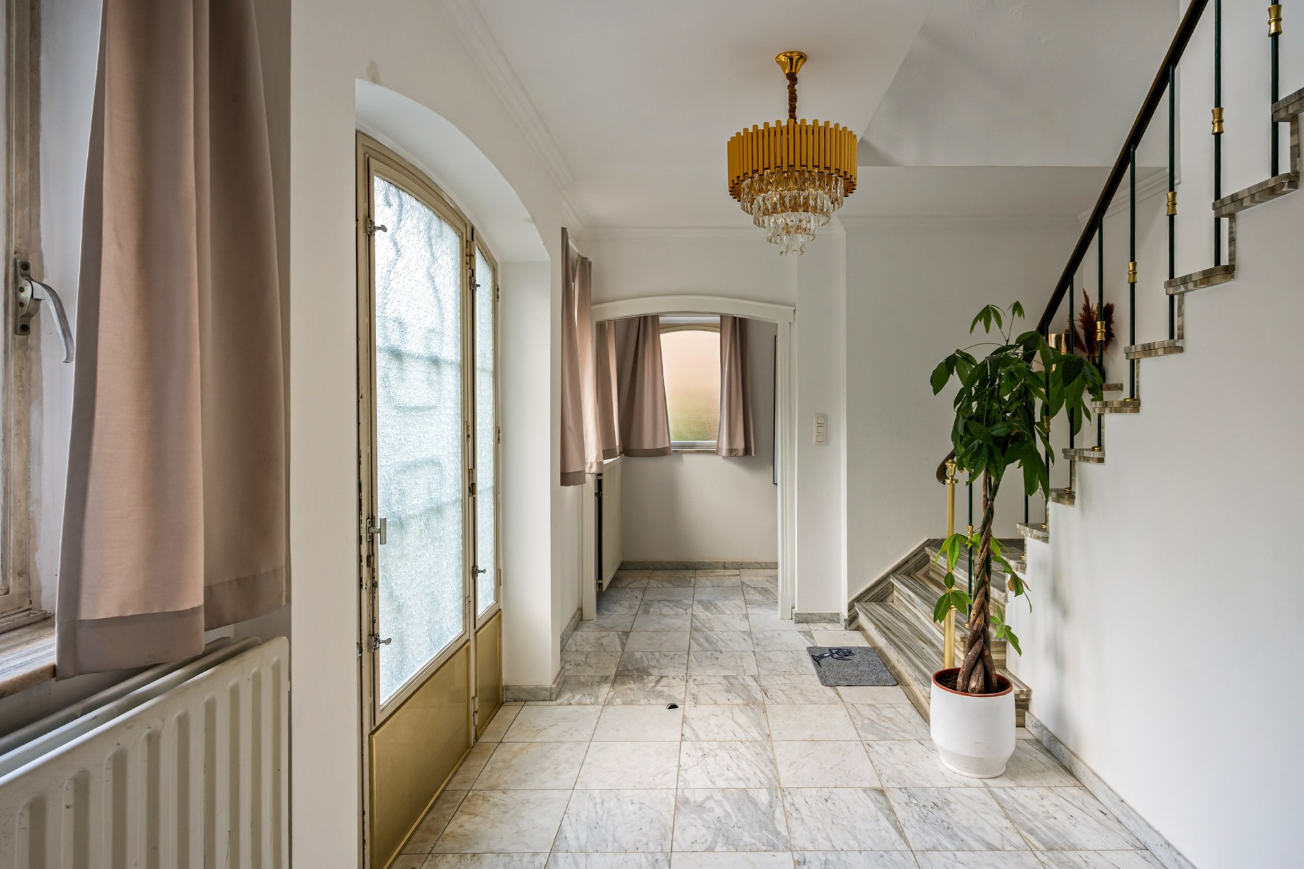 Surprisingly spacious house of 301m² in Leopoldsburg - photo 4