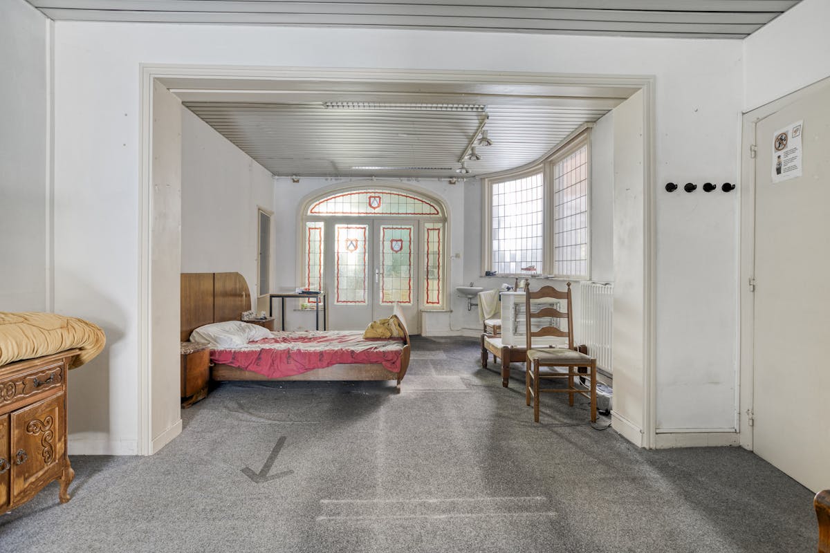 Huis met handelsruimte te koop in centrum Roeselare - foto 3