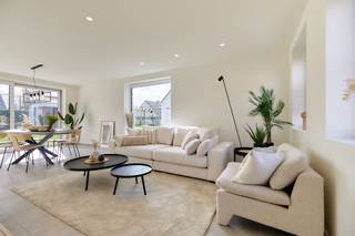 Deze stijlvolle halfopen nieuwbouwwoning maakt deel uit van het project Populierstraat in Roeselare.Lot nr. 13, gelegen aan de Komkommerstraat,...