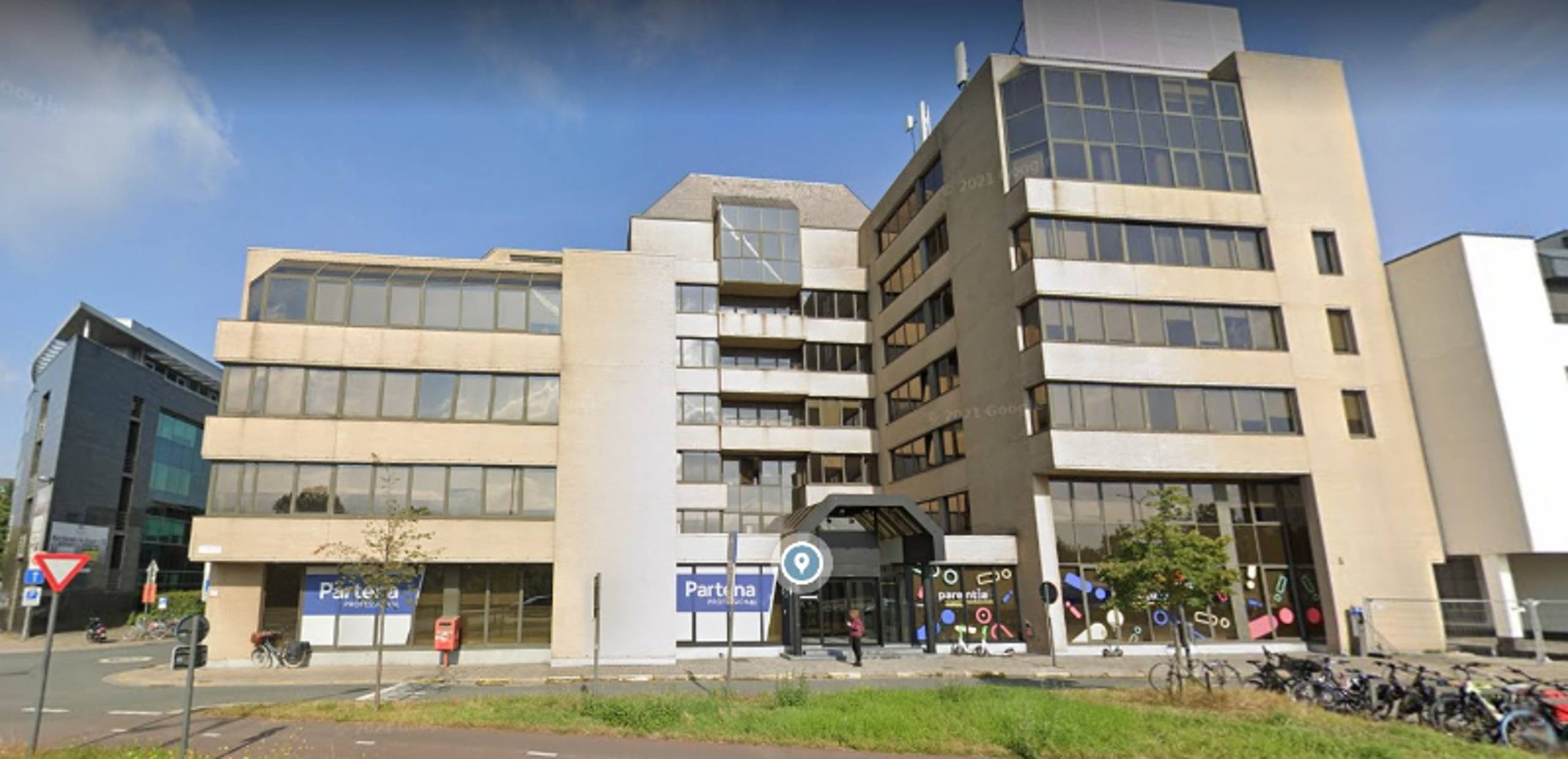 Commercial for rent in Berchem - photo 1