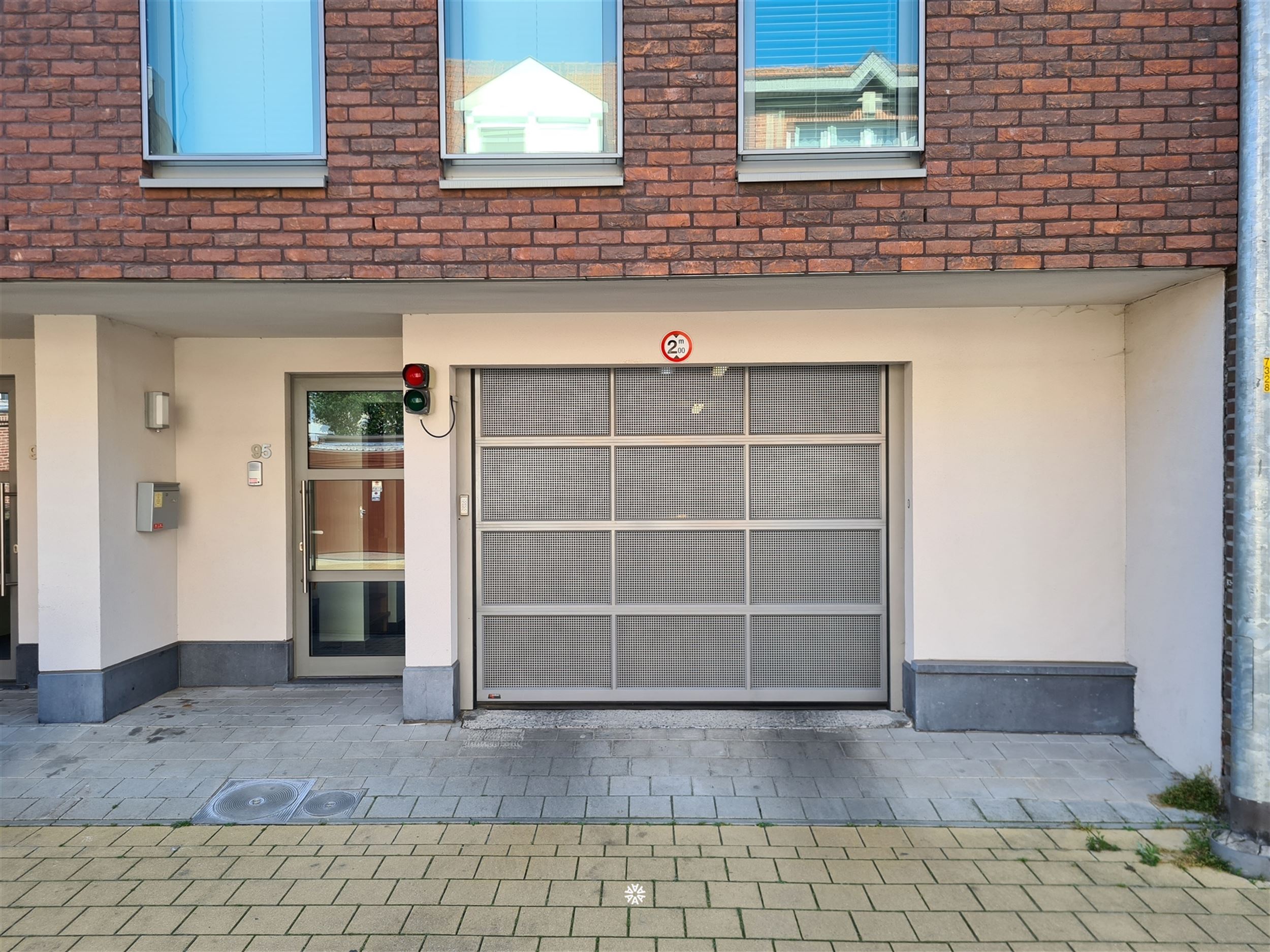 Location de places de parking souterrain - photo 1
