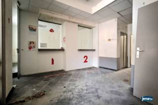 Dit op te frissen kantoorgebouw ligt midden in het historisch van Borgloon. Het gebouw met een bruikbare vloeroppervlakte van 311m² beschikt over...