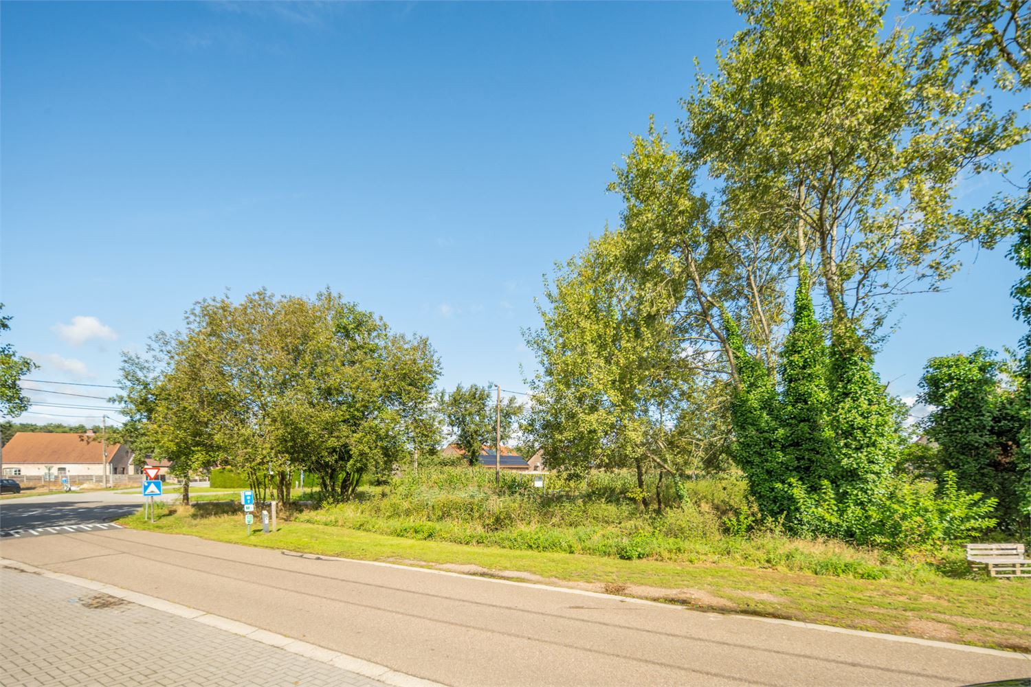 KNAPPE BOUWKAVEL (9A41CA) VOOR OPEN BEBOUWING OP TOPLOCATIE, IN HET RUSTIG GELEGEN HOLHEIDE (PELT)! - foto 2