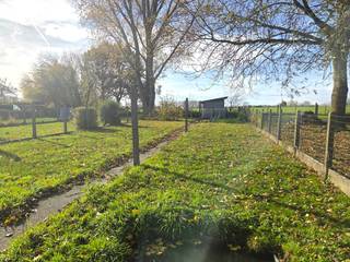 WSB-Immo biedt u deze halfopen bebouwing aan, prachtig gelegen in Ninove. Een toplocatie die zowel landelijk als centraal is gesitueerd:...