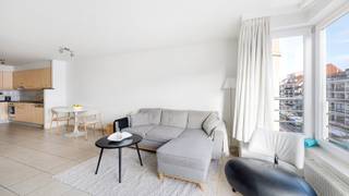 Situé sur la Lippenslaan, à distance de marche de la mer et de la plage, nous vous proposons à la vente cet appartement économe en énergie avec...