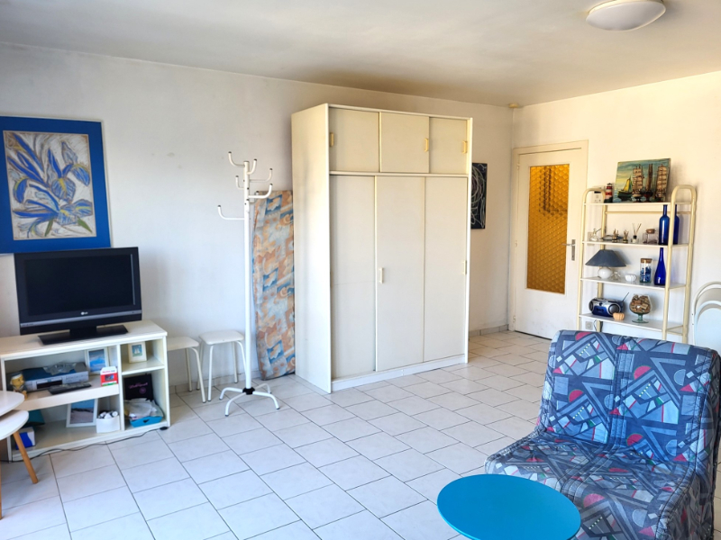 Rustig gelegen studio te Sint André - Oostduinkerke te koop - foto 3