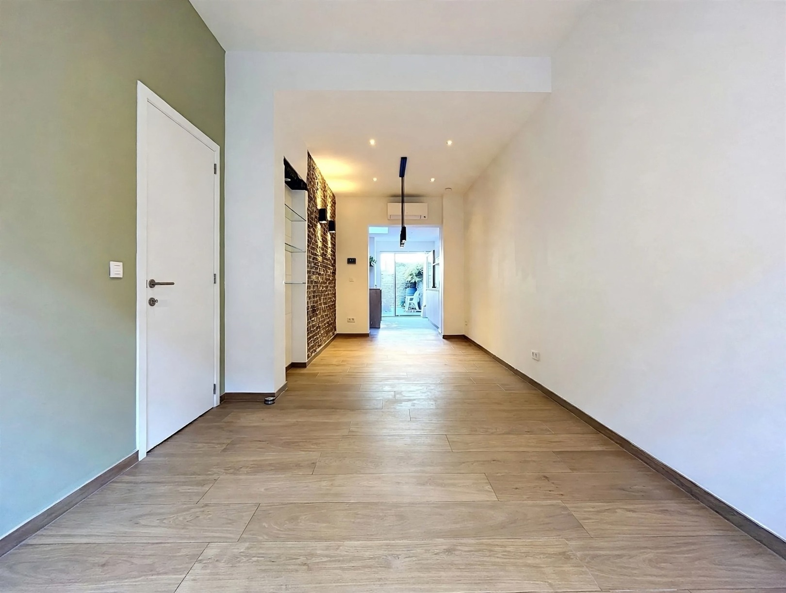 Maison à louer à Sint-Amandsberg avec 3 chambres - photo 1