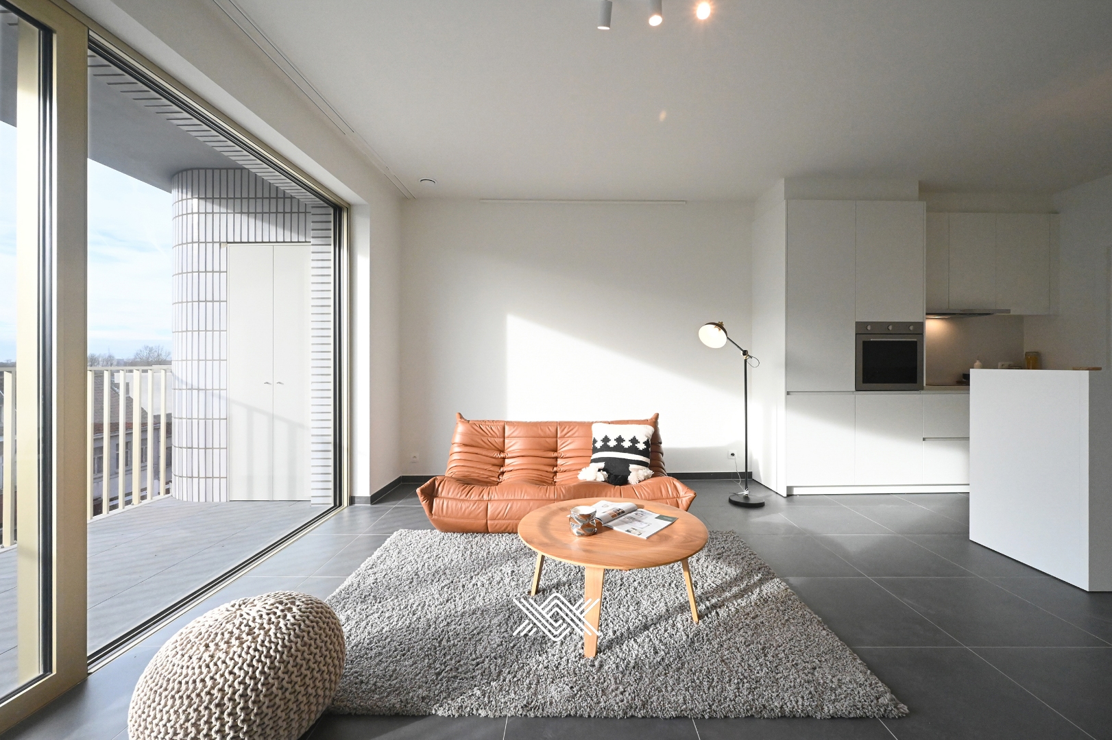 Appartement met 2 slaapkamers gelegen op de Markt van Deinze - foto 2