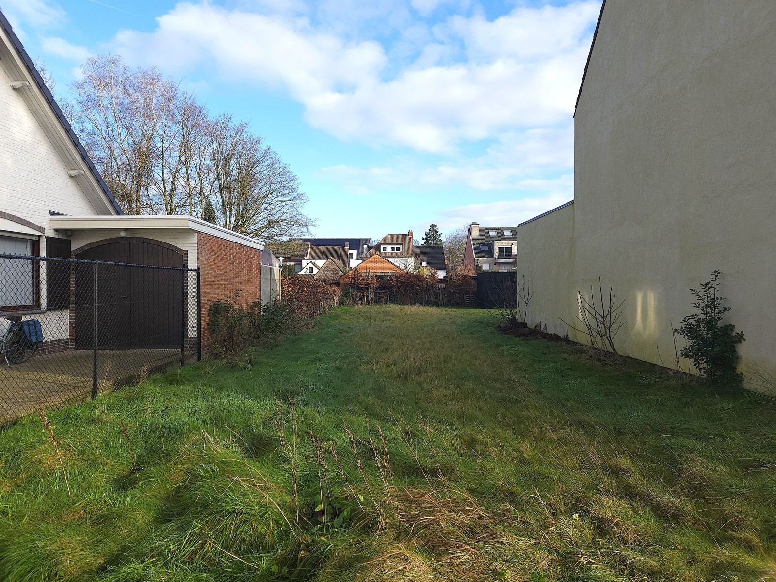 Bouwgrond van 419 m² voor halfopen bebouwing - foto 1