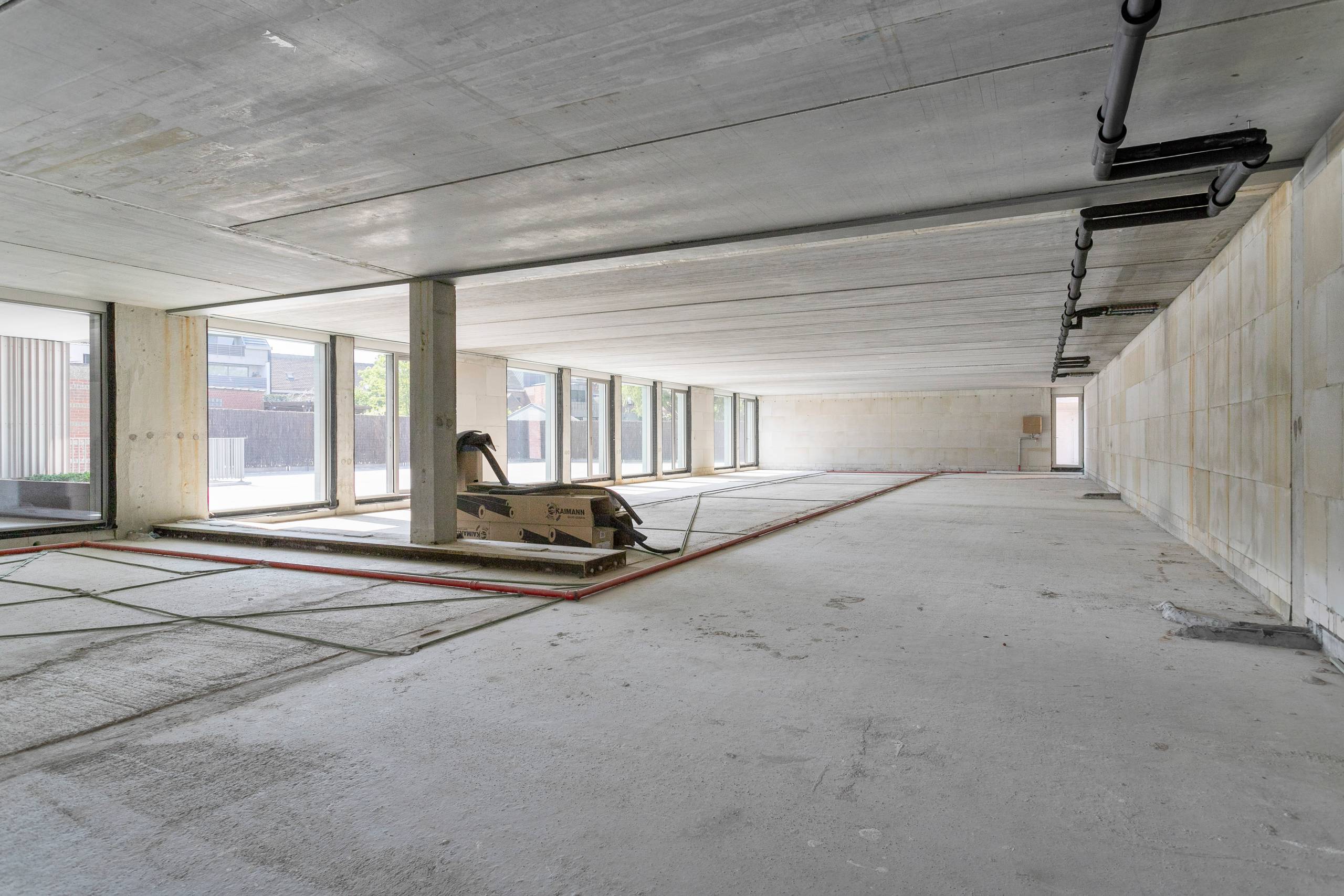 Hedendaagse kantoorruimtes op top locatie te Waregem Lot 1 - foto 3