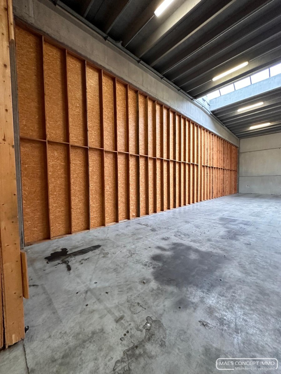 Opslagruimte van 220 m² te huur in Zwevegem - foto 4