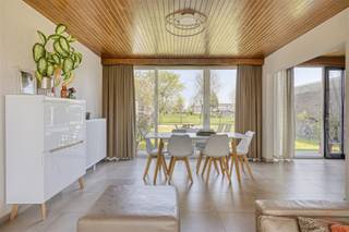 Maison récemment rénovée à louer dans un endroit calmeCette maison rénovée est située dans la Nieuwgoedlaan à Petgem-aan-de-Leie (Deinze). Au milieu...