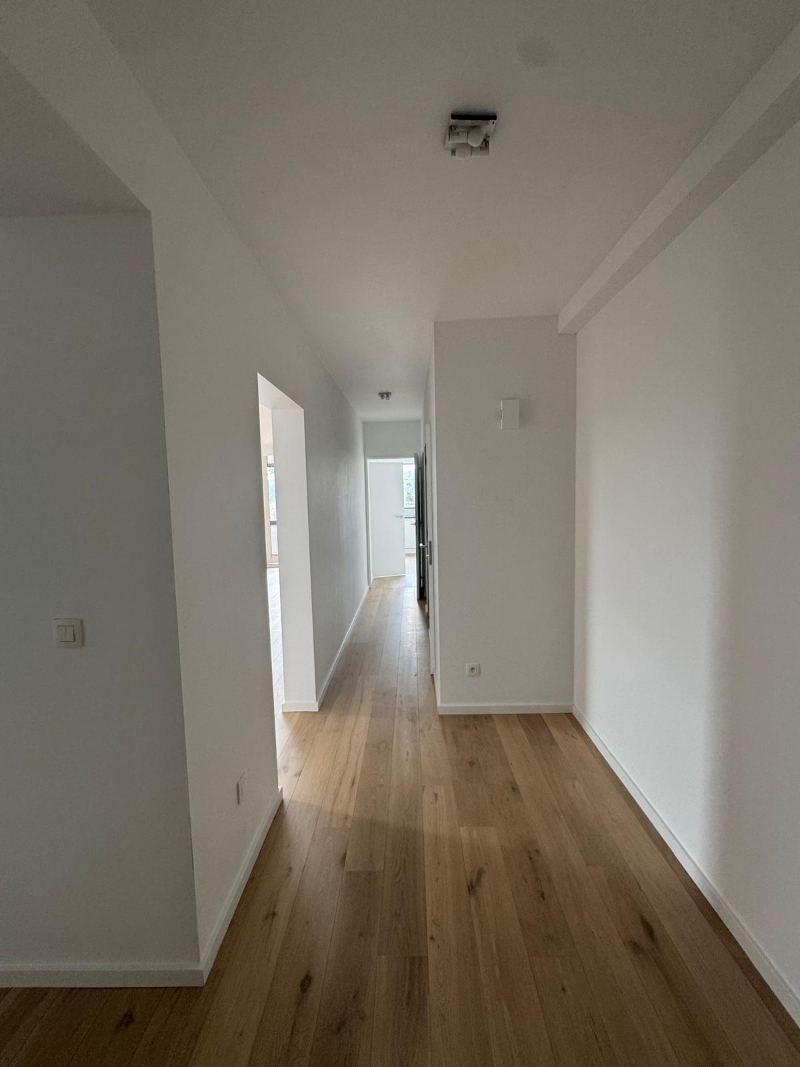 RUIM GERENOVEERD VILLA APPARTEMENT MET 2 TERASSEN TE KOOP!! - photo 2