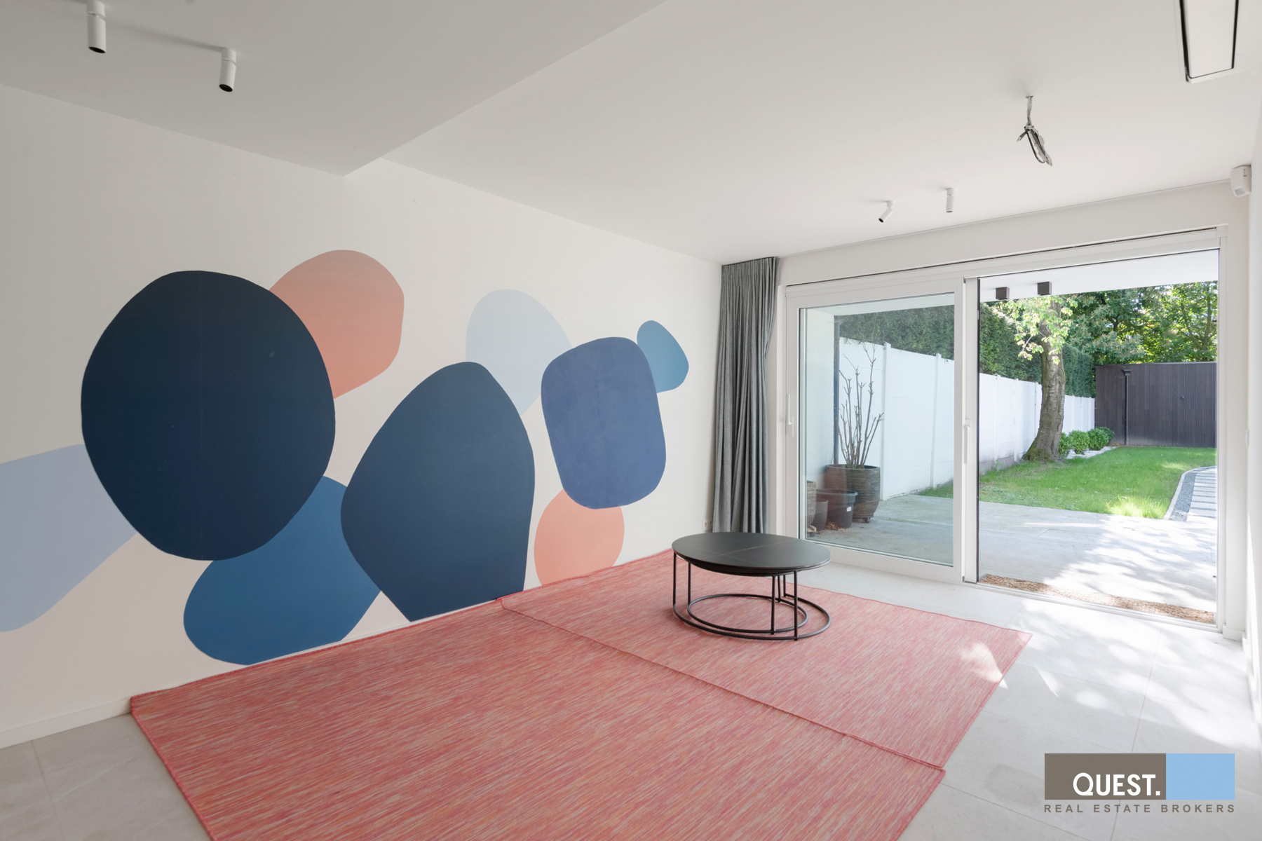 House for sale in Antwerp with 5 bedrooms - photo 2
