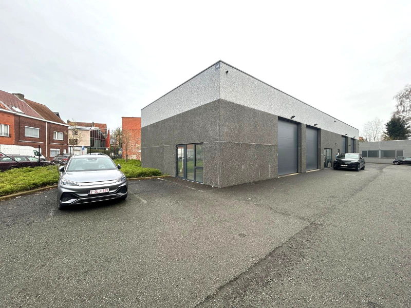 Magazijnruimte van 147 m² met 2 parkings – Sint-Amandsberg - foto 3